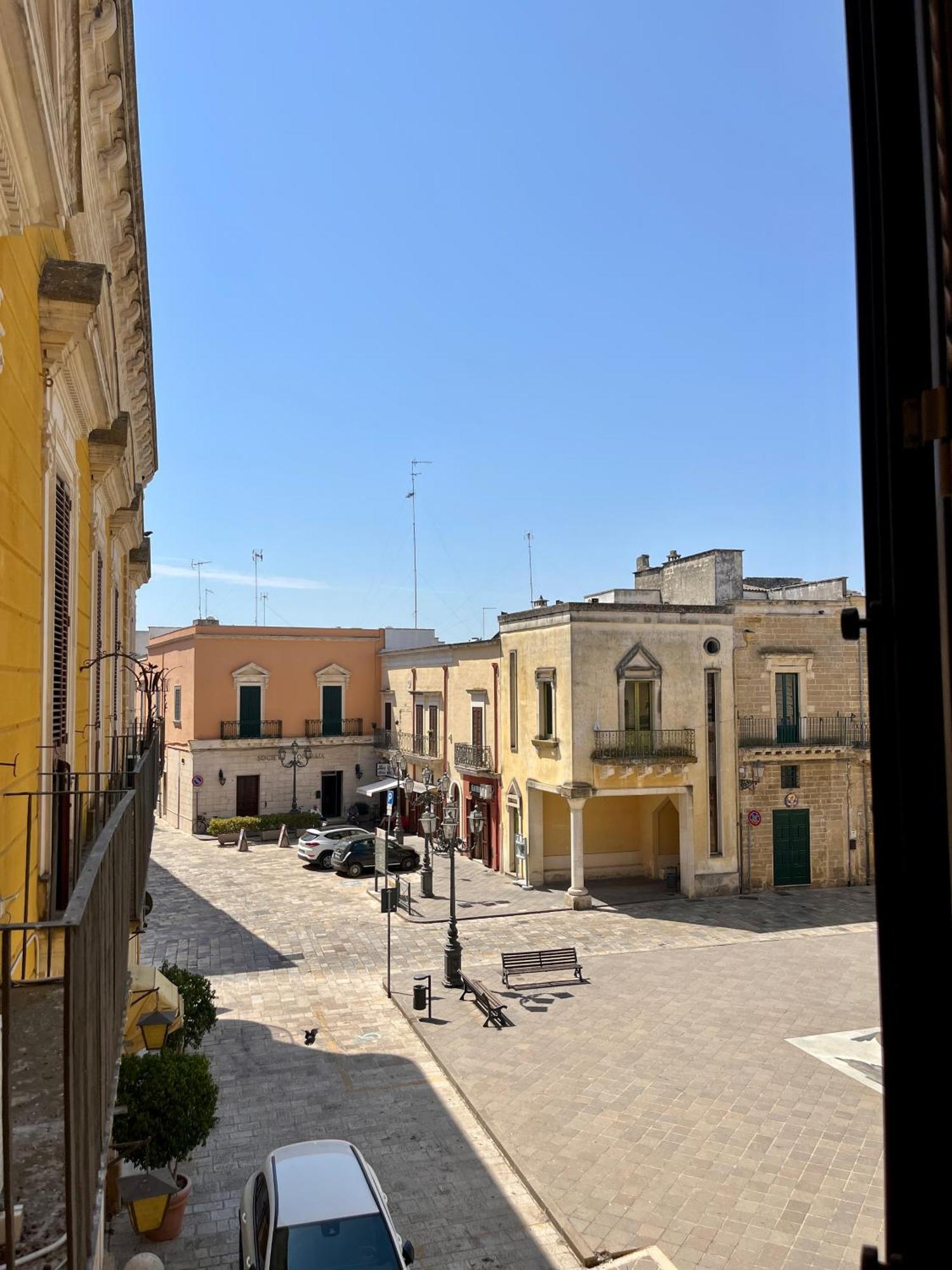 Palazzo De Castro Bed & Breakfast Squinzano Екстериор снимка